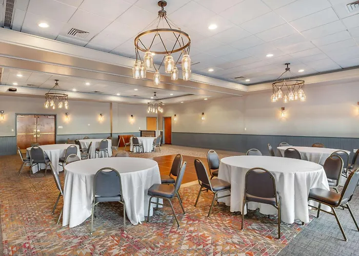 Comfort Inn & Suites Logan International Airport